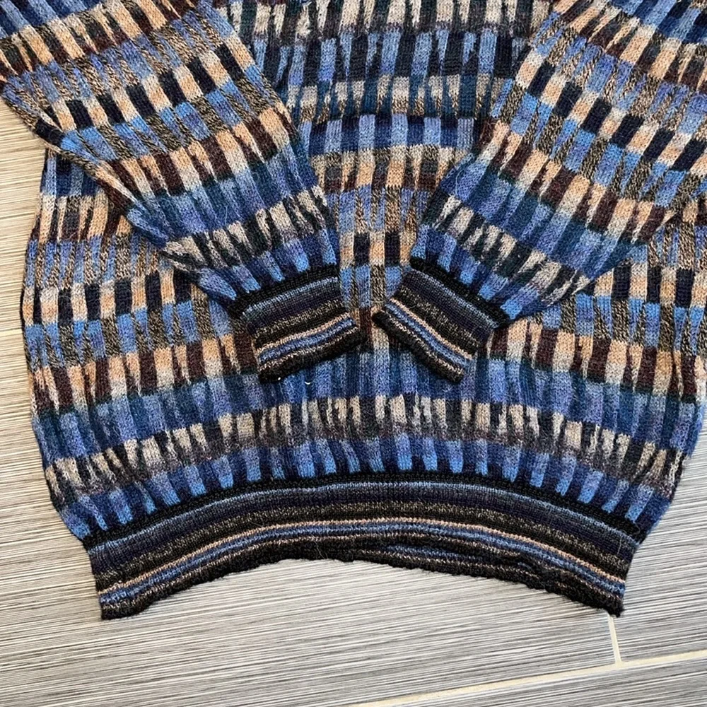 Intiwara‎ Hand Made 100% Alpaca Sweater